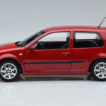 Volkswagen Golf Mk4 Rood Norev 1:18 - image 4 of 7