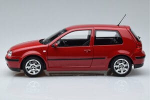 Volkswagen Golf Mk4 Rood Norev 1:18 188573 Metaal — afbeelding 4 van 7