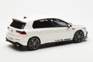 Volkswagen Golf GTI Mk8 Clubsport Wit Otto 1:18 OT986 Hars — afbeelding 2 van 6