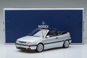 Volkswagen Golf Mk3 Cabriolet Zilver Norev 1:18 188468 Metaal — afbeelding 6 van 6