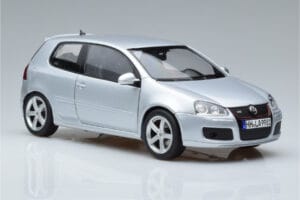 Volkswagen Golf GTI Mk5 Pirelli Edition Zilver Norev 1:18 188425 Metaal — afbeelding 5 van 7