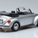 Volkswagen Kever 1303 Cabriolet Zilver Norev 1:18 - image 2 of 6
