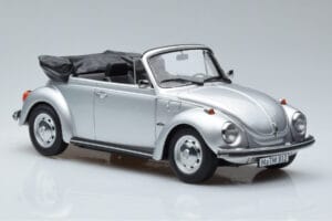 Volkswagen Kever 1303 Cabriolet Zilver Norev 1:18 188530 Metaal — afbeelding 4 van 6