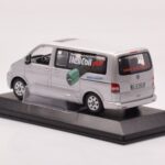 Volkswagen Multivan T5 Zilver Heli Coil Edition Minichamps 1:43 - image 3 of 4