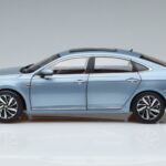 Volkswagen Passat B8 Blauw FAW 1:18 ZVF000003A Metaal - image 4 of 7