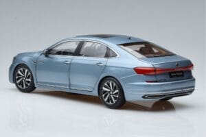 Volkswagen Passat B8 Blauw FAW 1:18 ZVF000003A Metaal — afbeelding 6 van 7