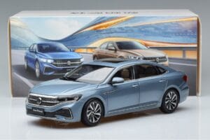 Volkswagen Passat B8 Blauw FAW 1:18 ZVF000003A Metaal — afbeelding 7 van 7