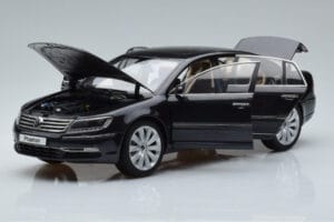 Volkswagen Phaeton V6 Mazeppa Grijs Kyosho 1:18 08831MBK Metaal — afbeelding 2 van 9