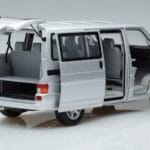 Volkswagen T4b Transporter Caravelle Minibus Schuco 1:18 450041500 Metaal - image 2 of 8