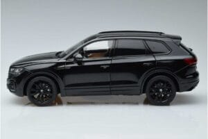 Volkswagen Touareg CR Zwart FAW 1:18 LTC761021BLA Metaal — afbeelding 4 van 7