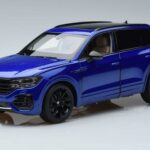 Volkswagen Touareg CR Blauw FAW 1:18 LTC761021BLU Metaal