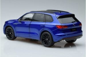 Volkswagen Touareg CR Blauw FAW 1:18 LTC761021BLU Metaal — afbeelding 6 van 7