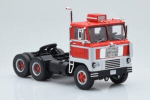 White 7400 Rood Zilver IXO 1:43 TR170 Metaal — afbeelding 3 van 5