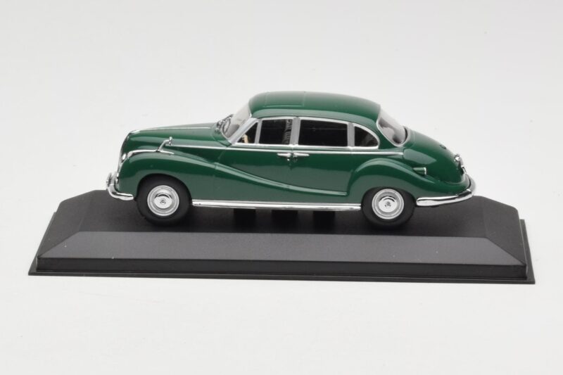 BMW 501 Groen Monster Minichamps 1:43 BMW501 Metaal