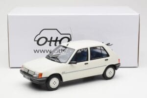 Peugeot 205 Junior Wit Otto 1:18 OT463 Hars — afbeelding 6 van 6