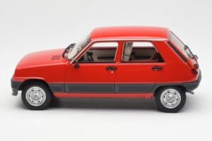 Renault 5 GTL Rood Otto 1:18 OT1147 Hars — afbeelding 3 van 6