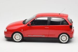 Seat Ibiza Mk2 Cupra Rood Otto 1:18 OT1092 Hars — afbeelding 3 van 6