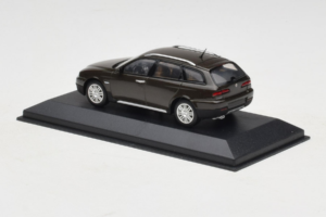 Alfa Romeo 159 Brooklands Green Minichamps 1:43 400120411 Metaal — afbeelding 3 van 4