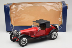Alfa Romeo 6C 1750 Alfetta Rood Polistil 1:18 PL001 Metaal — afbeelding 8 van 8