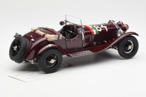 Alfa Romeo 1750 GS Spider #84 T. Nuvolari / B. Guidotti Mille Miglia Winner 1930 CMC 1:18 M-141 Metaal — afbeelding 2 van 6