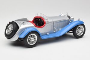 Alfa Romeo 2300 Spider Zilverblauw Bburago 1:18 3008 Metaal — afbeelding 3 van 8