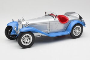 Alfa Romeo 2300 Spider Zilverblauw Bburago 1:18 3008 Metaal