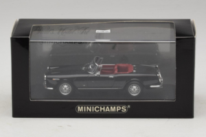 Alfa Romeo 2600 Spider Zwart Minichamps 1:43 400120630 Metaal — afbeelding 4 van 4