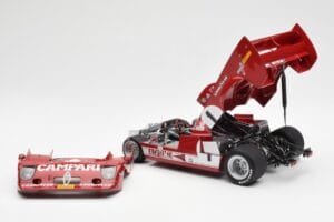 Alfa Romeo 33TT 12 #1 A. Merzario / J. Laffite 1000km Nurburgring Winner 1975 AUTOart 1:18 87505 Metaal — afbeelding 5 van 8