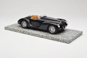 Alfa Romeo 6C 2500 SS Corsa Spider Zwart Minichamps 1:18 107120231 Metaal — afbeelding 4 van 6