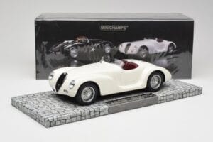 Alfa Romeo 6C 2500 SS Corsa Spider Wit Minichamps 1:18 107120232 Hars — afbeelding 6 van 6
