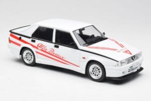 Alfa Romeo 75 Turbo Evoluzione Wit MCG 1:18 MCG18430 Metaal — afbeelding 4 van 6