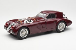 Alfa Romeo 8C 2900 B Speciale #19 24 Hours of Le Mans 1938 CMC 1:18 M-111 Metaal