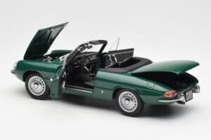 Alfa Romeo Duetto Spider Groen AUTOart 1:18 70138 Metaal — afbeelding 5 van 8