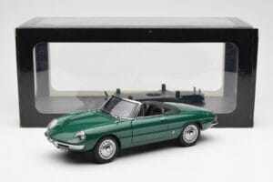 Alfa Romeo Duetto Spider Groen AUTOart 1:18 70138 Metaal — afbeelding 8 van 8