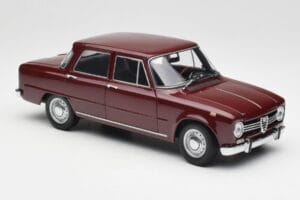 Alfa Romeo Giulia 1300 Donkerrood Minichamps 1:18 180120906 Metaal — afbeelding 6 van 8