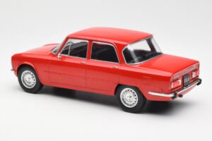 Alfa Romeo Giulia Nuova Super Rood MCG 1:18 MCG18145 Metaal — afbeelding 5 van 6