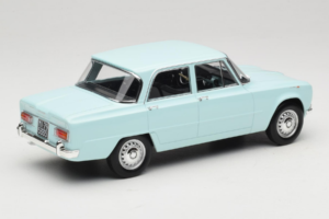 Alfa Romeo Giulia TI 105 Sky Blue Norev 1:18 187974 Metaal — afbeelding 3 van 7