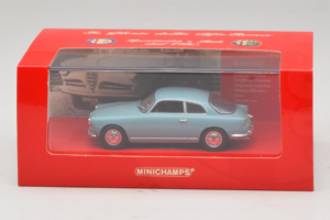Alfa Romeo Giulietta Sprint Lichtblauw Minichamps 1:43 403120403 Metaal — afbeelding 4 van 4