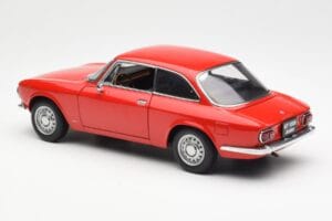 Alfa Romeo GT 1300 Junior LHD Rood AUTOart 1:18 70131 Metaal — afbeelding 7 van 8
