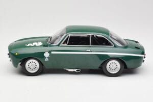 Alfa Romeo GTA 1300 Junior Groen Minichamps 1:18 155120022 Metaal — afbeelding 3 van 6