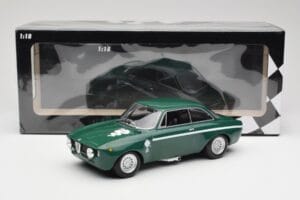 Alfa Romeo GTA 1300 Junior Groen Minichamps 1:18 155120022 Metaal — afbeelding 6 van 6