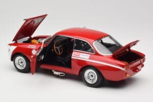 Alfa Romeo GTA 1300 Junior #33 T. Hezemans / G. van Lennep Hezemans Jarama 1972 Minichamps 1:18 100721233 Metaal — afbeelding 5 van 8