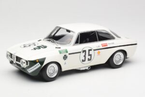 Alfa Romeo GTA 1300 Junior #35 C. Colzani / Pooky / G. Venturi 4 Hours of Jarama 1972 Minichamps 1:18 155721235 Metaal