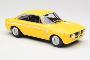 Alfa Romeo GTA 1300 Junior Geel Minichamps 1:18 155120024 Metaal — afbeelding 2 van 6