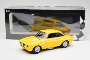 Alfa Romeo GTA 1300 Junior Geel Minichamps 1:18 155120024 Metaal — afbeelding 6 van 6