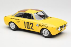 Alfa Romeo GTA 1300 #102 Squadra Corse R. Zanetti / M. Ruspa / Monzeglio Targa Florio 1971 Minichamps 1:18 155711202 Metaal — afbeelding 4 van 6