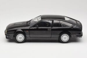 Alfa Romeo GTV6 Zwart Solido 1:18 S1802302 Metaal — afbeelding 4 van 8