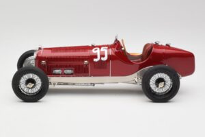Alfa Romeo P3 #95 R. Caracciola Klausen Pass Hillclimb Winner 1932 CMC 1:18 M-224 Metaal — afbeelding 3 van 6