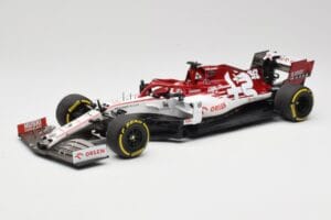 Alfa Romeo Racing C39 #99 A. Giovinazzi Austrian GP 2020 Minichamps 1:18 110200199 Metaal