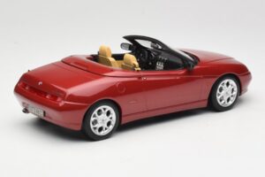 Alfa Romeo Spider 916 Proteo Red Metallic Norev 1:18 187854 Metaal — afbeelding 2 van 6